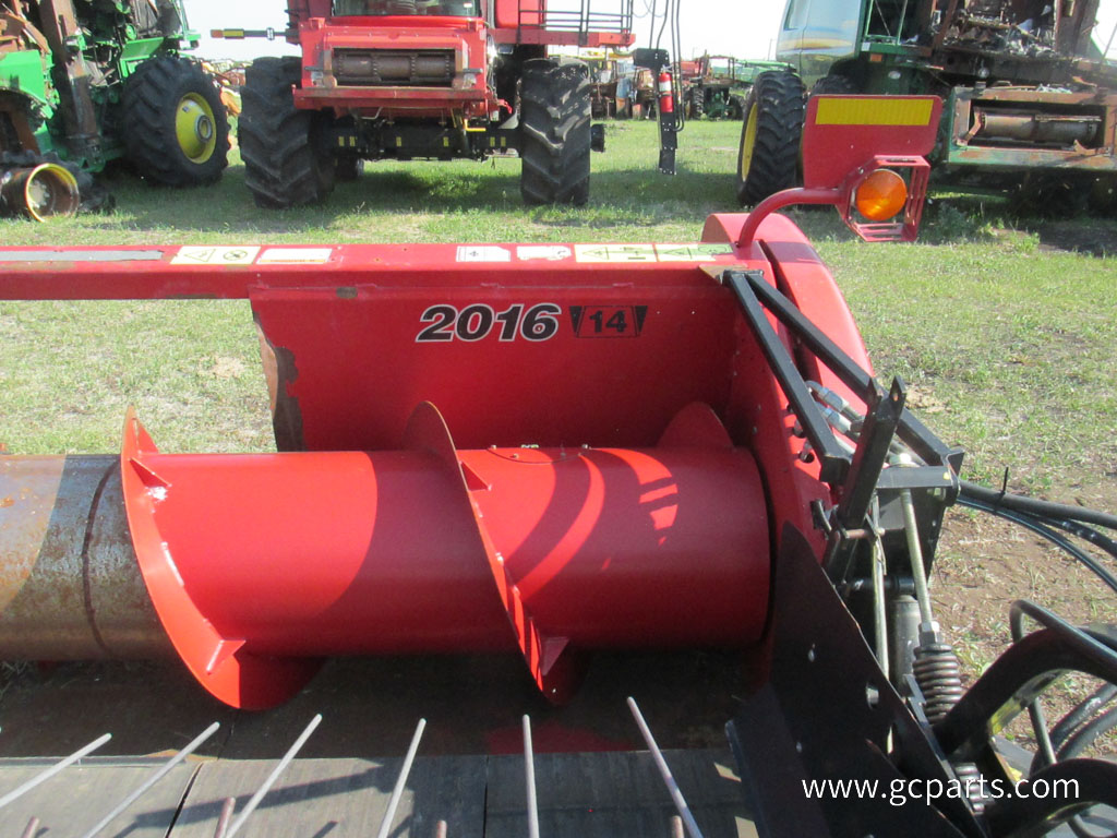 2016 HEADER W/14FT SWATHMASTER